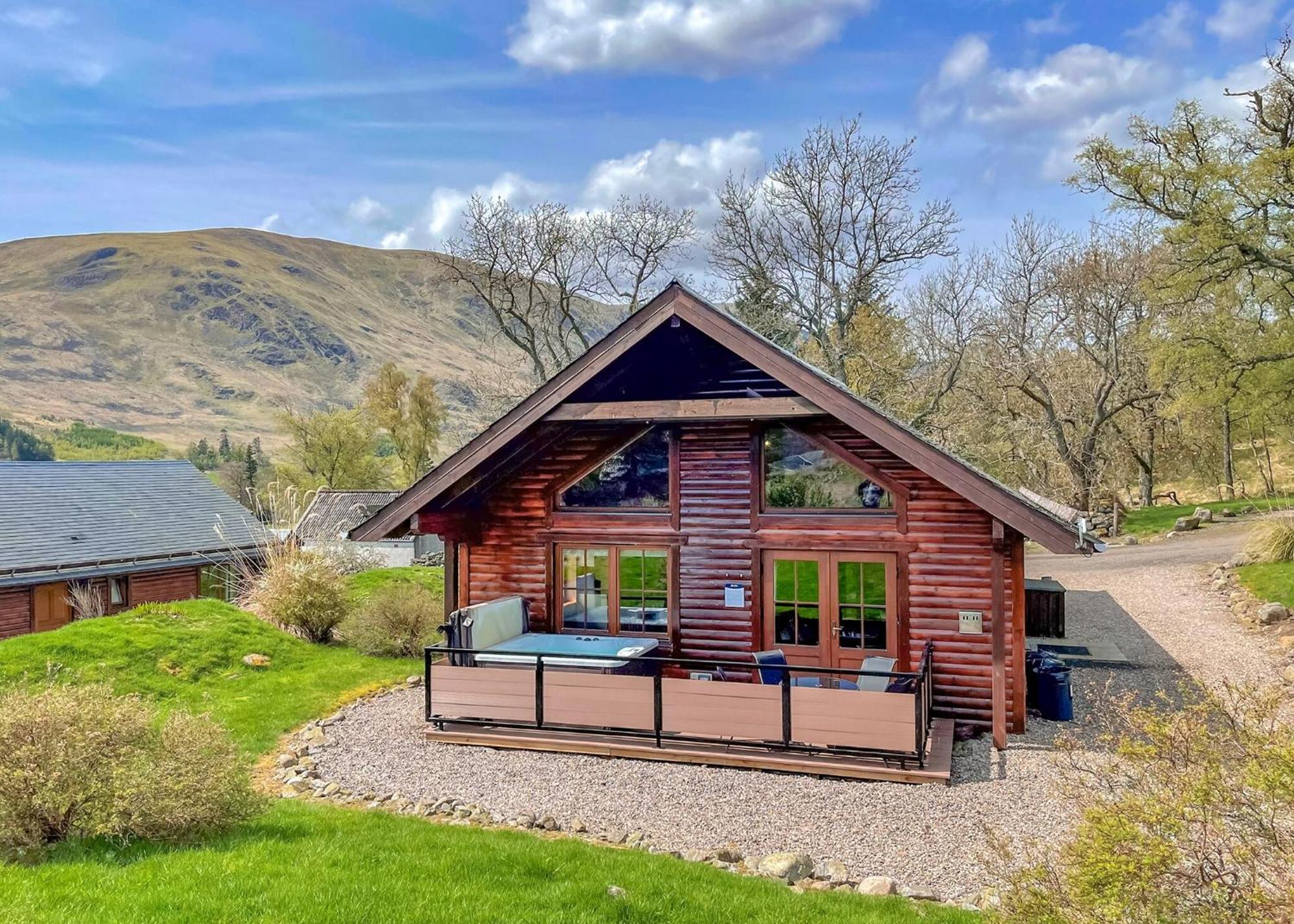 Glen Clova Lodges Inchmill الغرفة الصورة